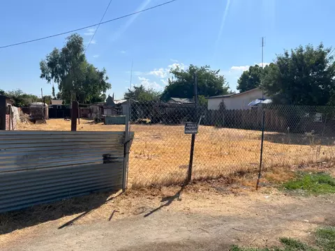 311 Stadium Rd, Madera, CA 93637 photo 1
