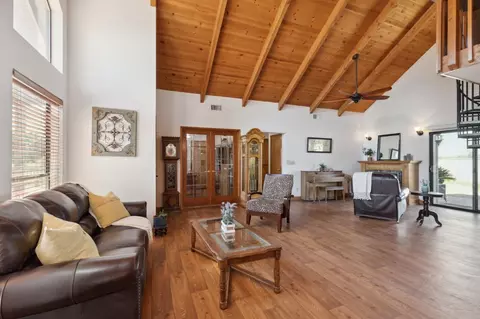 18165 E Flume Ave, Sanger, CA 93657 photo 22