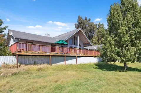 18165 E Flume Ave, Sanger, CA 93657 photo 9