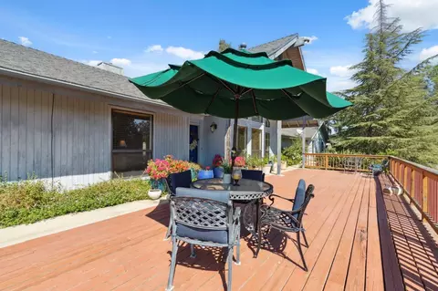 18165 E Flume Ave, Sanger, CA 93657 photo 3
