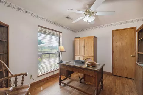 18165 E Flume Ave, Sanger, CA 93657 photo 16