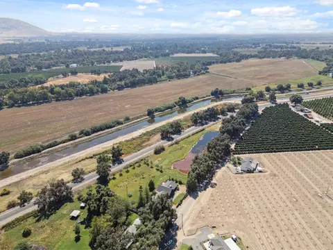18165 E Flume Ave, Sanger, CA 93657 photo 53