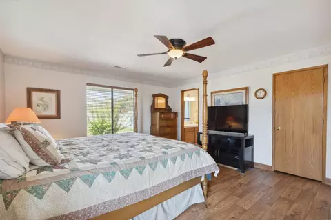 18165 E Flume Ave, Sanger, CA 93657 photo 13