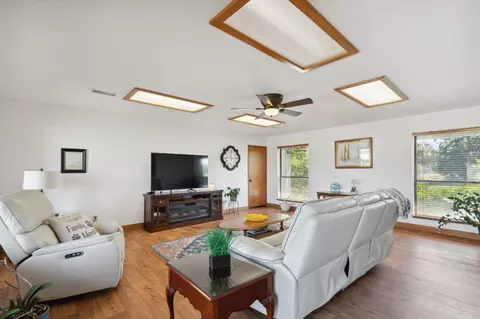 18165 E Flume Ave, Sanger, CA 93657 photo 34