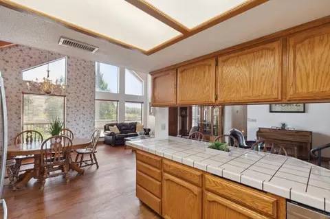 18165 E Flume Ave, Sanger, CA 93657 photo 27