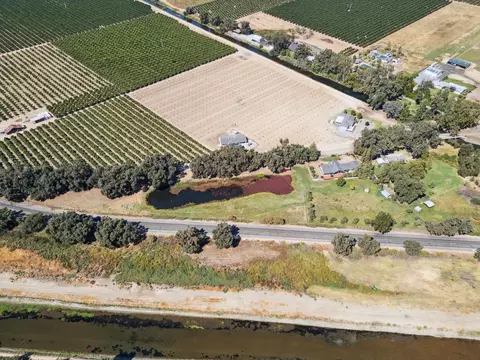 18165 E Flume Ave, Sanger, CA 93657 photo 57