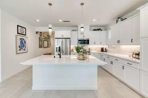 816 Katelyn, Madera, CA 93636 photo 14
