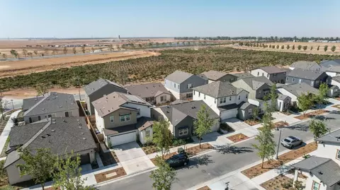 816 Katelyn, Madera, CA 93636 photo 30