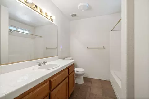 3194 Ren Way, Madera, CA 93637 photo 13