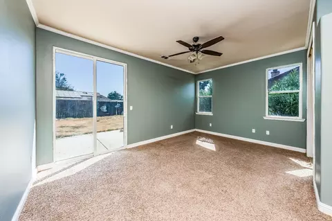 1214 Pine Dr, Lemoore, CA 93245 photo 15