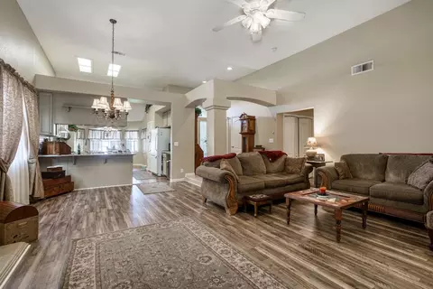 982 Fedora Ave, Clovis, CA 93612 photo 6