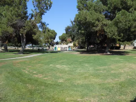 982 Fedora Ave, Clovis, CA 93612 photo 39