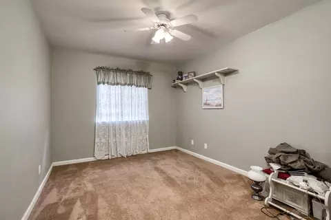 982 Fedora Ave, Clovis, CA 93612 photo 22