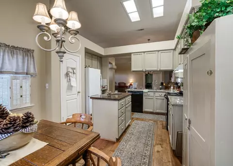 982 Fedora Ave, Clovis, CA 93612 photo 12