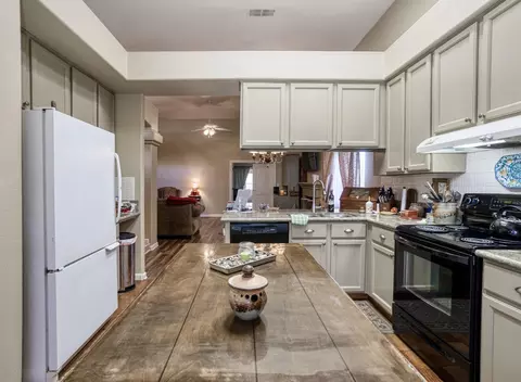 982 Fedora Ave, Clovis, CA 93612 photo 11