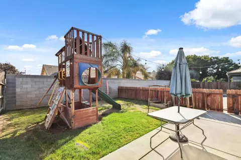 971 Yosemite Dr, Lemoore, CA 93245 photo 20