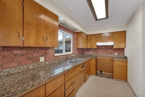 405 N O St, Madera, CA 93637 photo 5