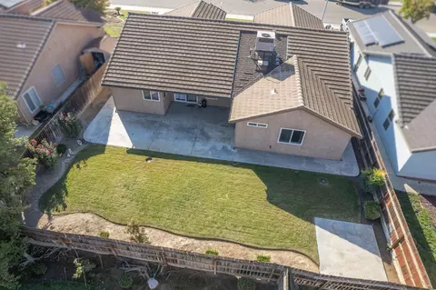 3025 Desert Ranch Way, Madera, CA 93637 photo 6