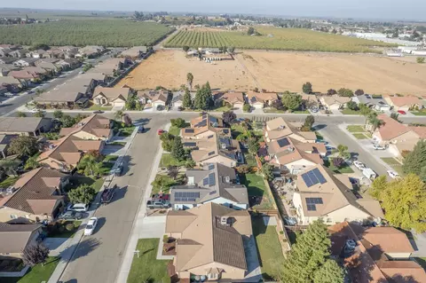 3025 Desert Ranch Way, Madera, CA 93637 photo 9