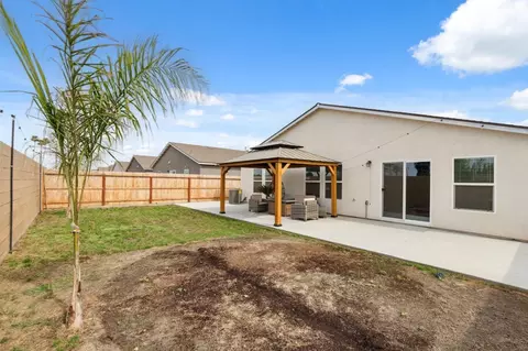 1586 Concord Ave, Madera, CA 93637 photo 22