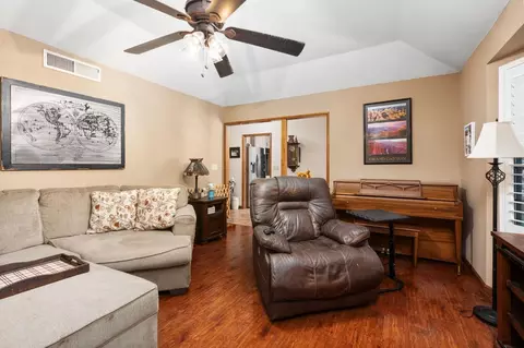 131 Post Ave, Sanger, CA 93657 photo 7