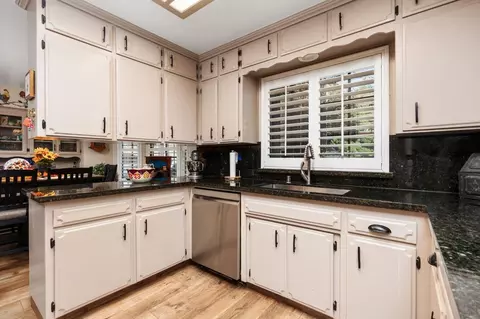 131 Post Ave, Sanger, CA 93657 photo 10