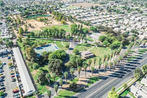 1192 Cousins Dr, Lemoore, CA 93245 photo 34