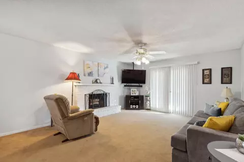 316 Walnut St, Madera, CA 93637 photo 9