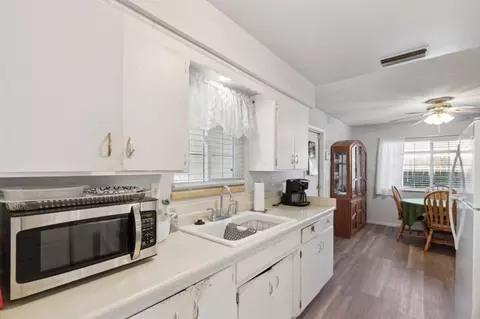 316 Walnut St, Madera, CA 93637 photo 4