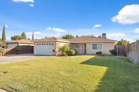 316 Walnut St, Madera, CA 93637 photo 2