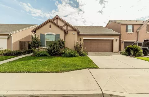 3786 Richmond Ave, Clovis, CA 93619 photo 1