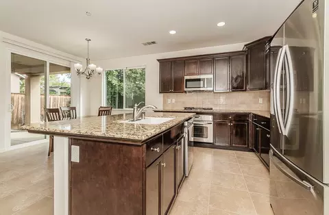 3786 Richmond Ave, Clovis, CA 93619 photo 12