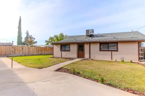 943 Brookhaven Dr, Clovis, CA 93612 photo 13