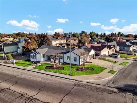 410 Westgate Pl, Lemoore, CA 93245 photo 6