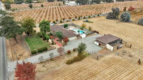 3536 E Behymer Ave, Clovis, CA 93619 photo 1