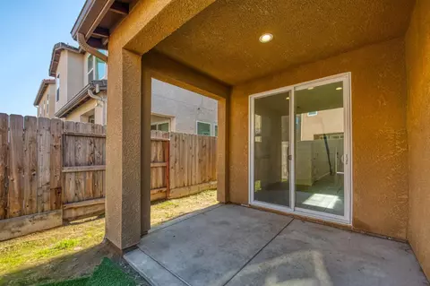 6044 E Bishop Ln, Fresno, CA 93727 photo 32