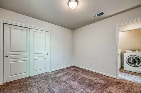 6044 E Bishop Ln, Fresno, CA 93727 photo 26