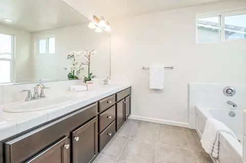 6044 E Bishop Ln, Fresno, CA 93727 photo 20