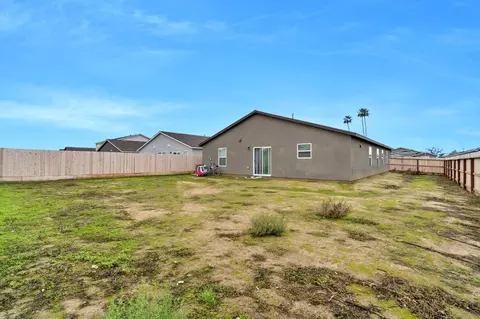 1521 Concord Ave, Madera, CA 93637 photo 28