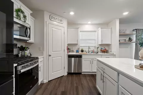 1521 Concord Ave, Madera, CA 93637 photo 14