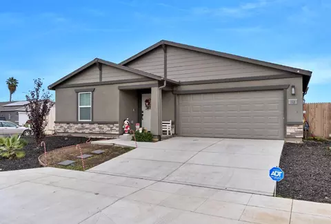 1521 Concord Ave, Madera, CA 93637 photo 2