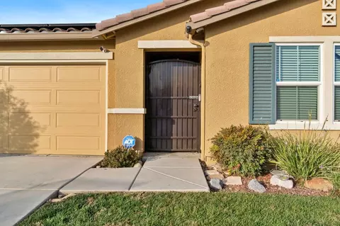 6870 E Braly Ave, Fresno, CA 93727 photo 4