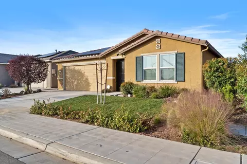 6870 E Braly Ave, Fresno, CA 93727 photo 2