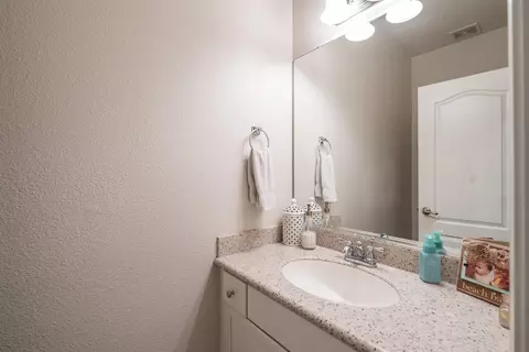 1365 National Dr, Lemoore, CA 93245 photo 20