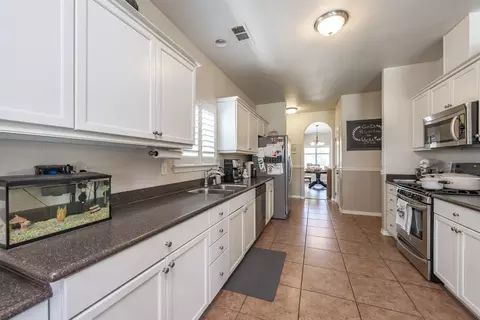 1365 National Dr, Lemoore, CA 93245 photo 13