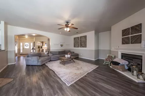 1365 National Dr, Lemoore, CA 93245 photo 10