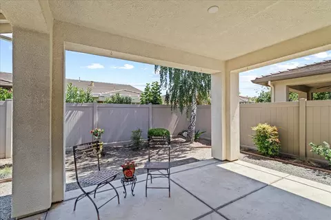 Exterior - 2384 Shadow Berry Dr, Manteca, CA 95336 photo 7 of 17