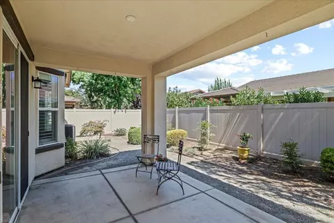 Exterior - 2384 Shadow Berry Dr, Manteca, CA 95336 photo 8 of 17