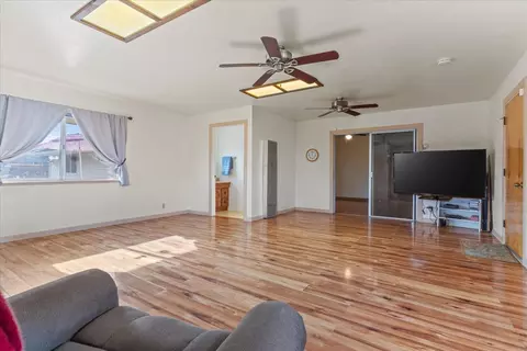 Living - 4149 Mary Ave, Olivehurst, CA 95961 photo 11 of 12