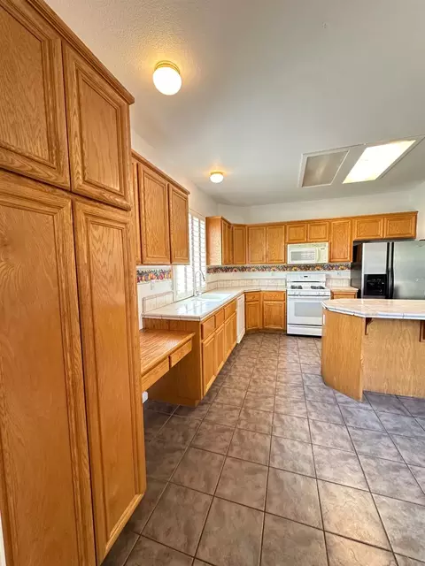 371 Memory Ln, Turlock, CA 95382 photo 14